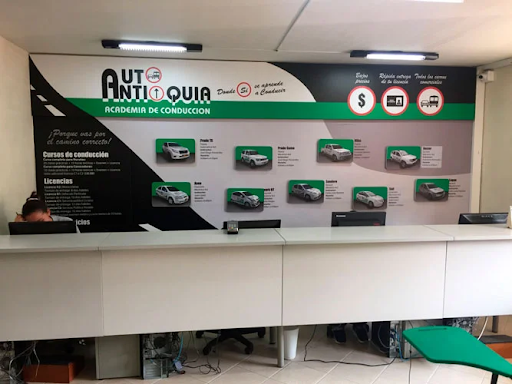 autoantioquia academia de conduccion en envigado 1